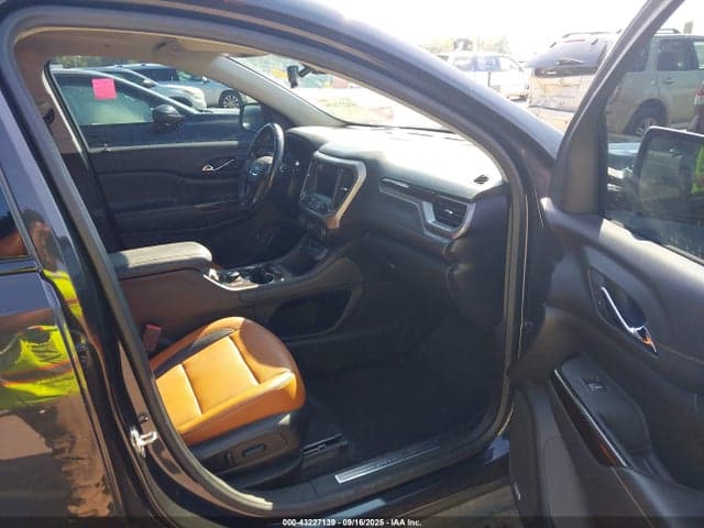2020 GMC ACADIA AWD AT4 5