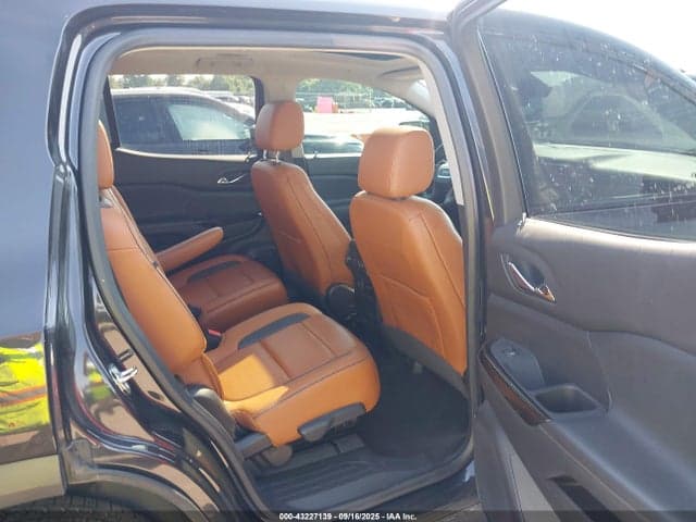 2020 GMC ACADIA AWD AT4 8