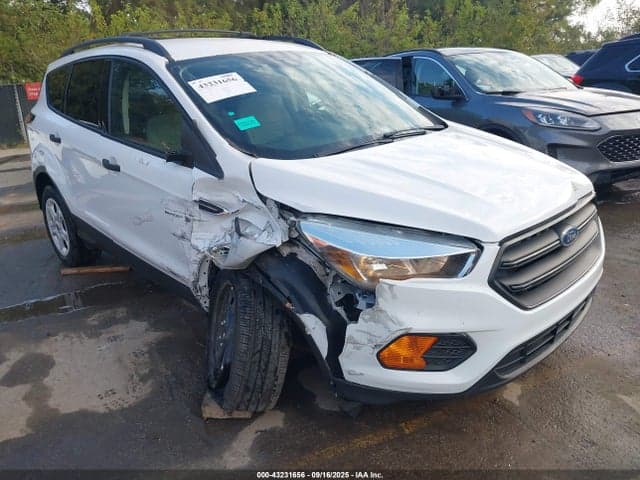 2017 FORD ESCAPE S 1