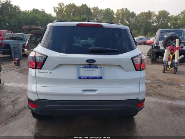 2017 FORD ESCAPE S 16