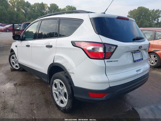 2017 FORD ESCAPE S 3