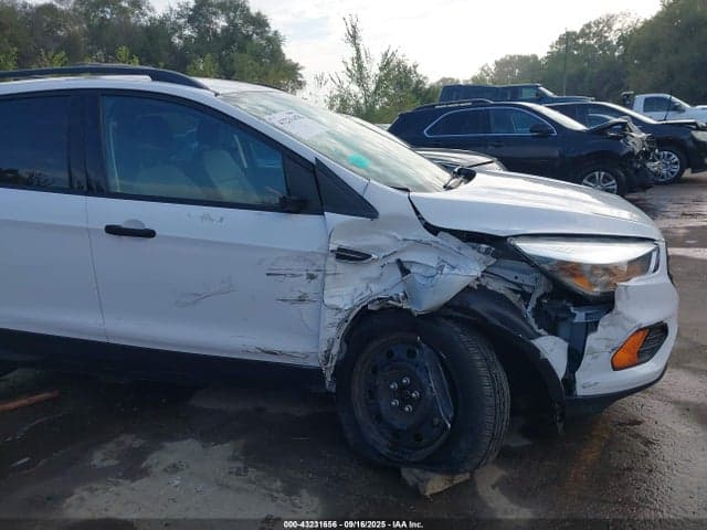 2017 FORD ESCAPE S 6