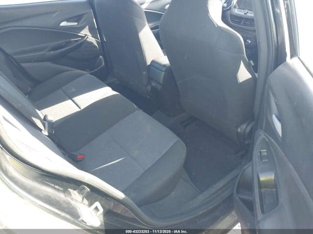 2021 CHEVROLET ONIX 8