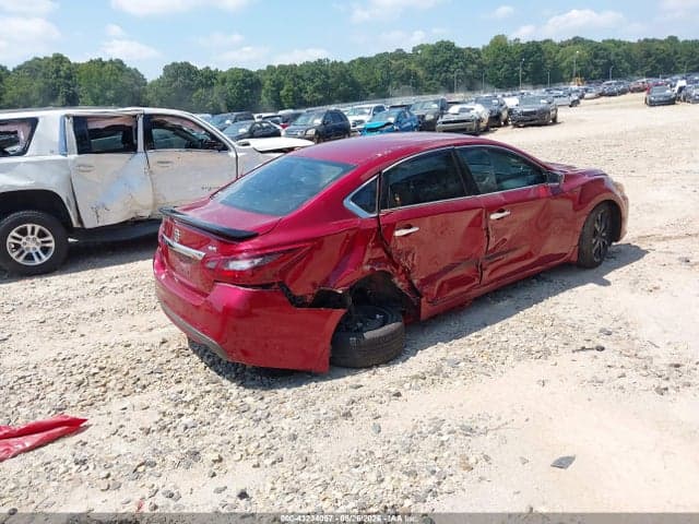2017 NISSAN ALTIMA 2.5 SR 4