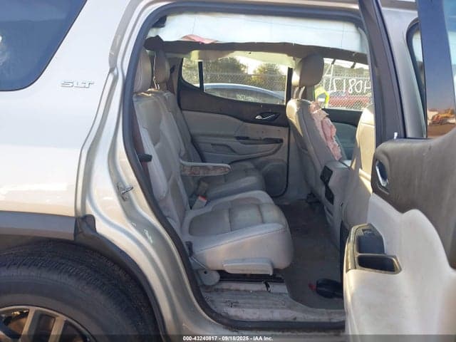 2017 GMC ACADIA SLT-1 8