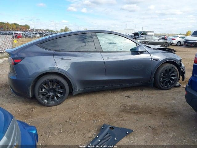 2022 TESLA MODEL Y LONG RANGE DUAL MOTOR ALL-WHEEL DRIVE 14