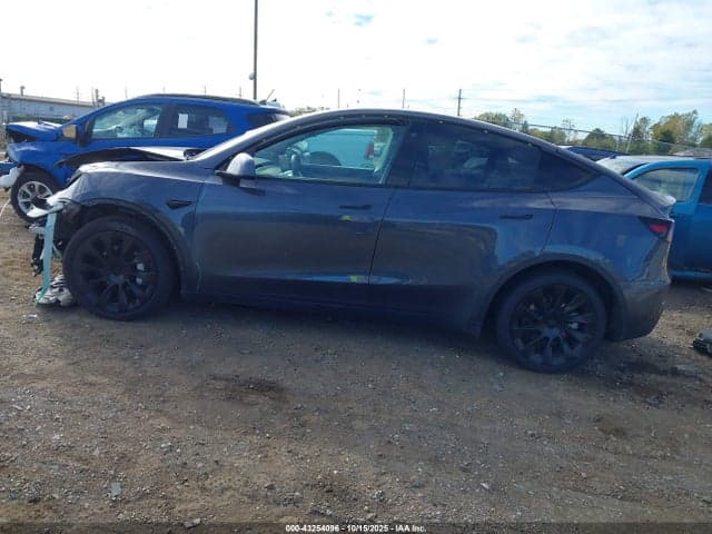 2022 TESLA MODEL Y LONG RANGE DUAL MOTOR ALL-WHEEL DRIVE 15