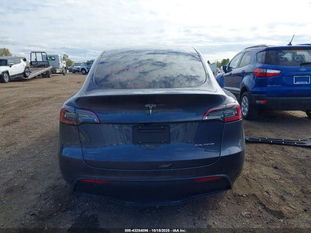 2022 TESLA MODEL Y LONG RANGE DUAL MOTOR ALL-WHEEL DRIVE 17
