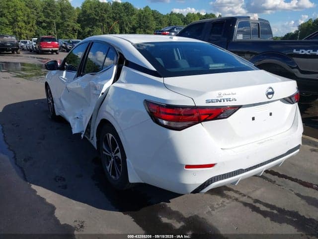 2021 NISSAN SENTRA SV XTRONIC CVT 3