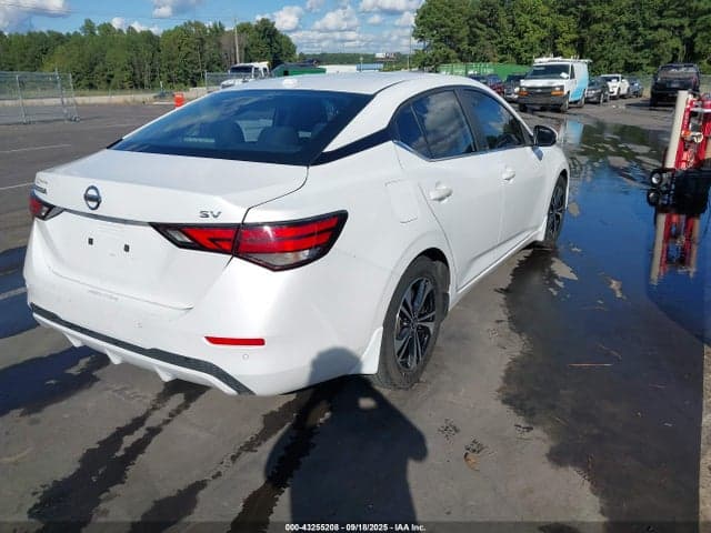 2021 NISSAN SENTRA SV XTRONIC CVT 4