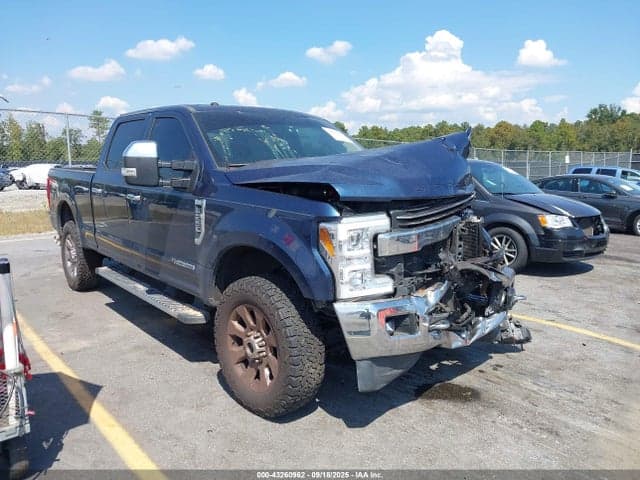 2017 FORD F-250 LARIAT 1