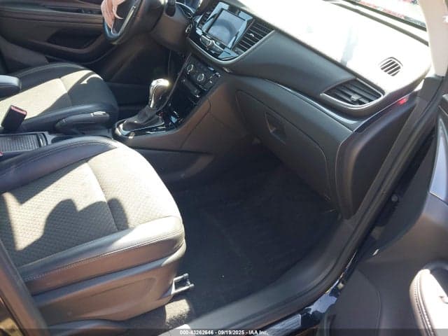 2022 BUICK ENCORE AWD PREFERRED 5