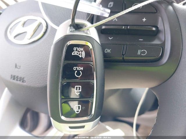 2025 HYUNDAI VENUE SEL 11