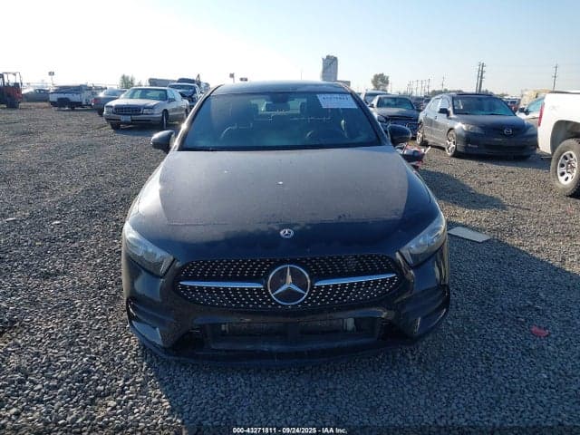 2022 MERCEDES-BENZ A 220 4MATIC 12