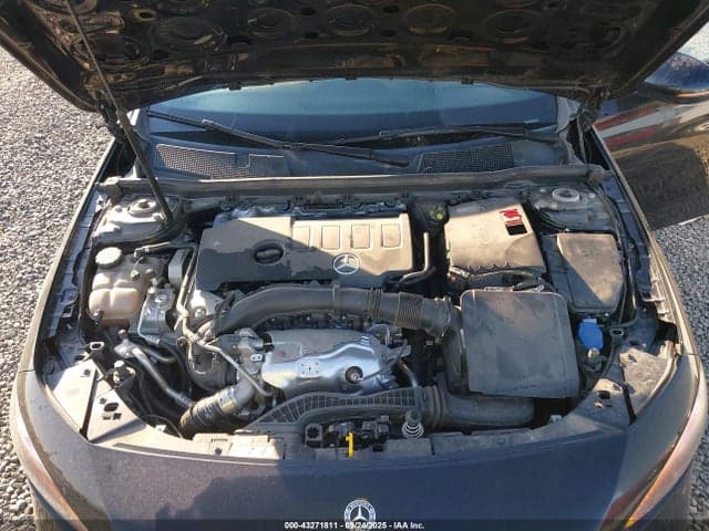 2022 MERCEDES-BENZ A 220 4MATIC 10