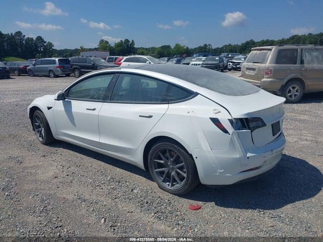 2021 TESLA MODEL 3 STANDARD RANGE PLUS REAR-WHEEL DRIVE 3