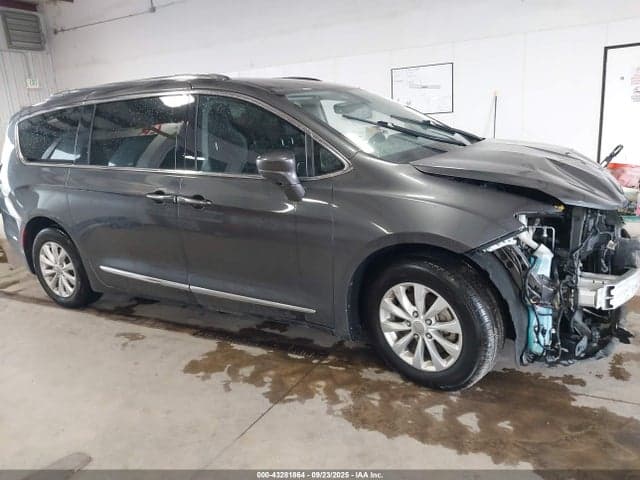 2018 CHRYSLER PACIFICA TOURING L PLUS 14