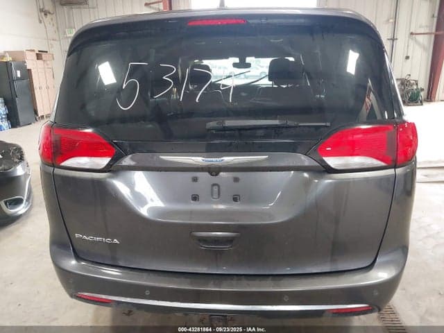 2018 CHRYSLER PACIFICA TOURING L PLUS 17