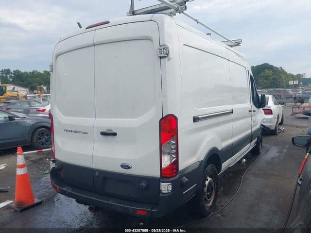 2017 FORD TRANSIT-250 4