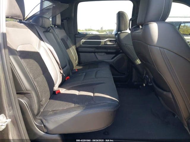 2022 RAM 1500 BIG HORN 4X4 5'7 BOX 8