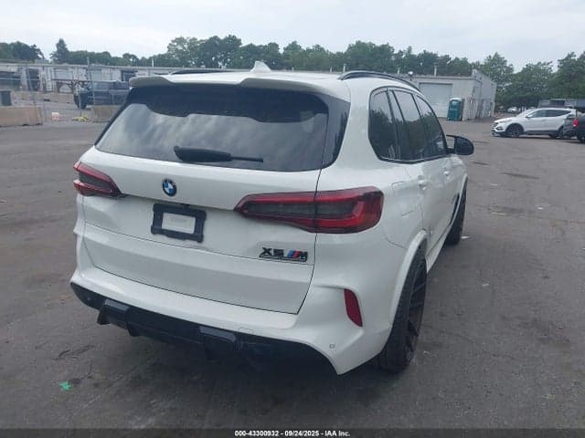 2021 BMW X5 M 4