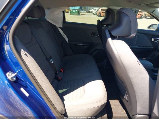 2025 KIA K4 EX 8