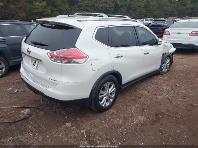 2016 NISSAN ROGUE SV 4