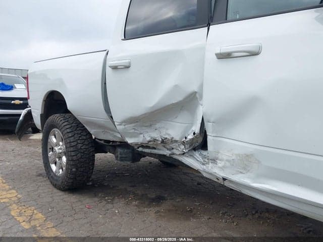 2022 RAM 2500 BIG HORN 4X4 6'4 BOX 6
