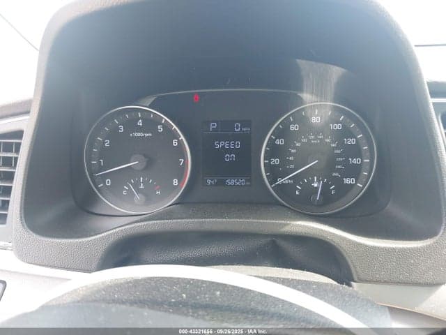 2017 HYUNDAI ELANTRA SE 7