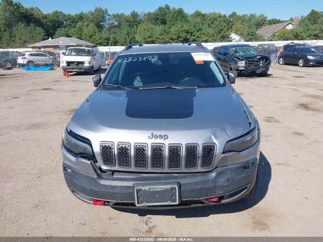 2019 JEEP CHEROKEE TRAILHAWK 4X4 12