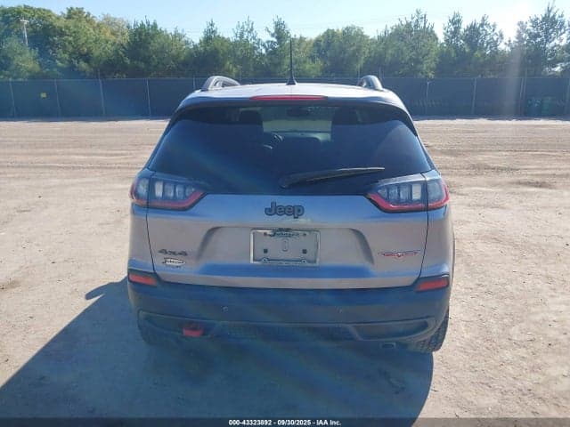 2019 JEEP CHEROKEE TRAILHAWK 4X4 16