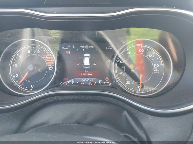 2019 JEEP CHEROKEE TRAILHAWK 4X4 7