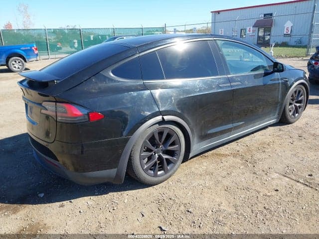 2017 TESLA MODEL X 4