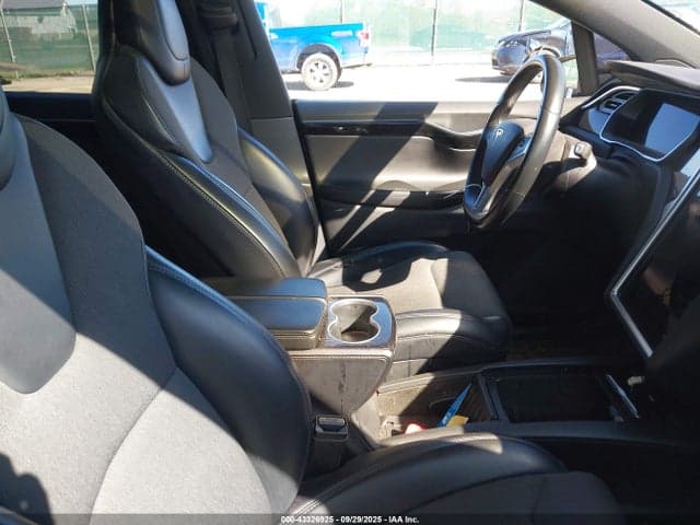 2017 TESLA MODEL X 5