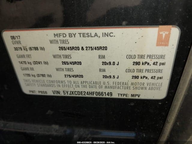 2017 TESLA MODEL X 9
