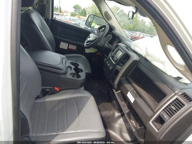2022 RAM 1500 CLASSIC 5