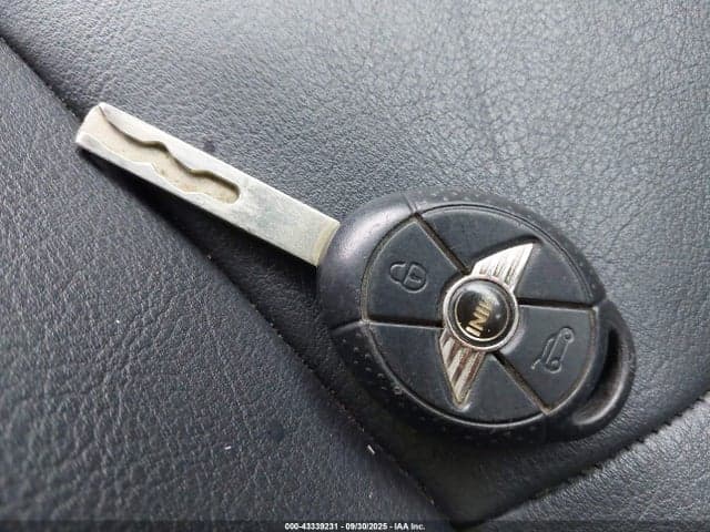 2005 MINI COOPER 11