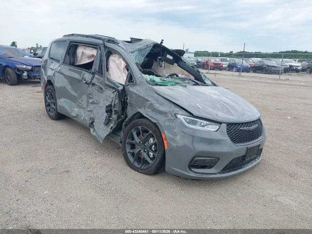 2025 CHRYSLER PACIFICA LIMITED 1