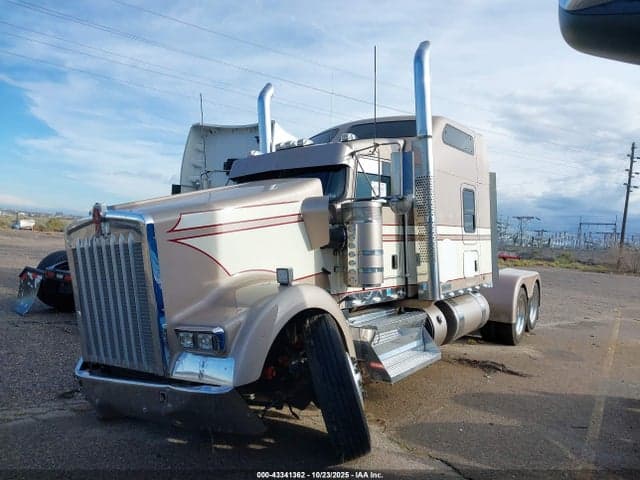2021 KENWORTH W900 2