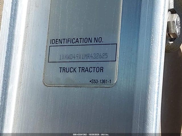 2021 KENWORTH W900 9