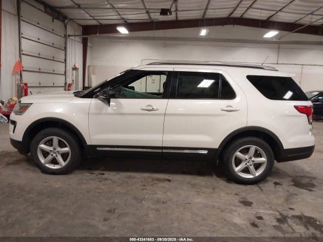 2018 FORD EXPLORER XLT 14