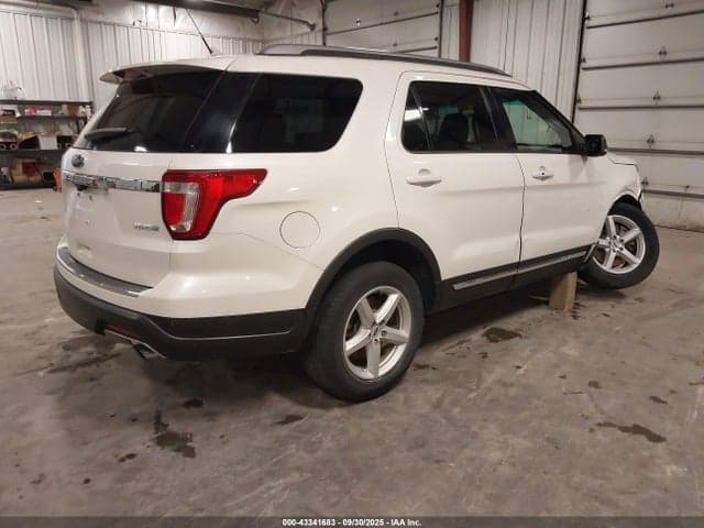 2018 FORD EXPLORER XLT 4