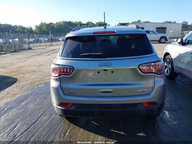 2018 JEEP COMPASS LATITUDE FWD 16