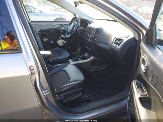 2018 JEEP COMPASS LATITUDE FWD 5