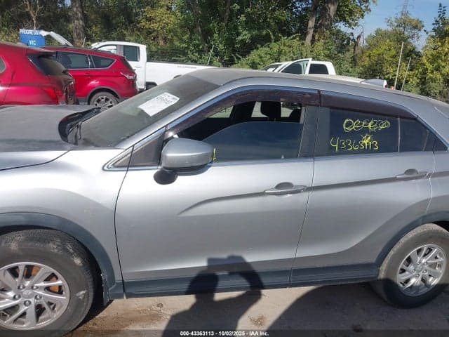 2019 MITSUBISHI ECLIPSE CROSS ES 14