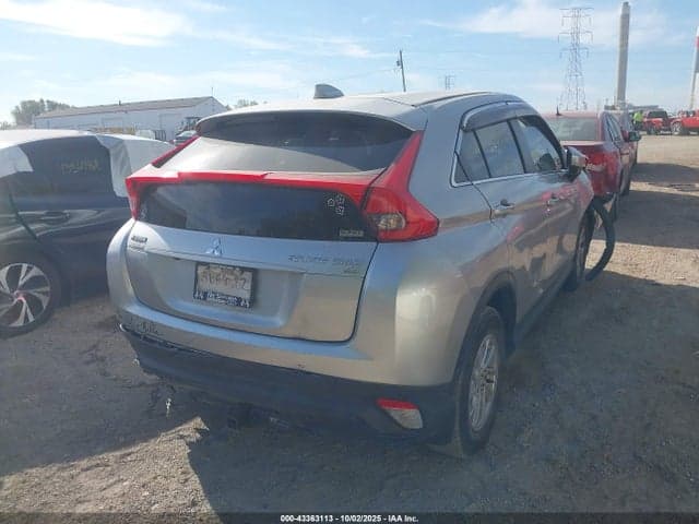 2019 MITSUBISHI ECLIPSE CROSS ES 4
