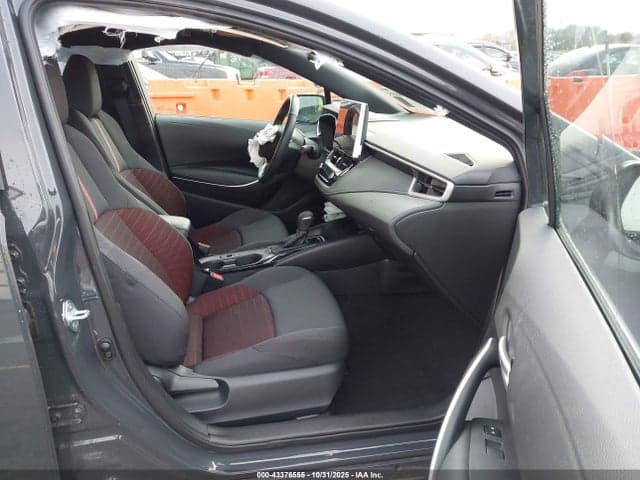 2025 TOYOTA COROLLA SE 5