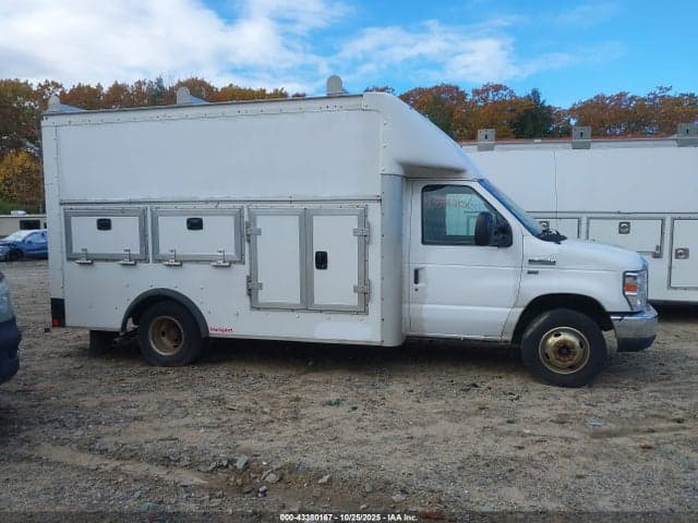2017 FORD E-350 CUTAWAY 13