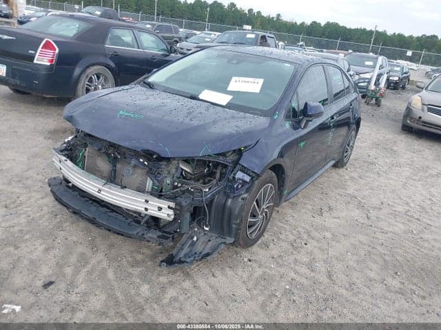 2022 TOYOTA COROLLA LE 2