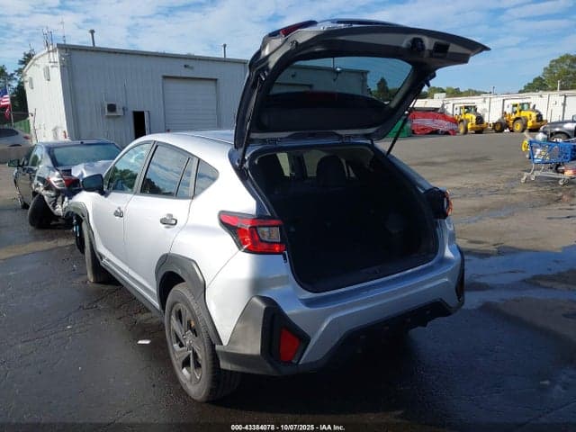 2024 SUBARU CROSSTREK 3